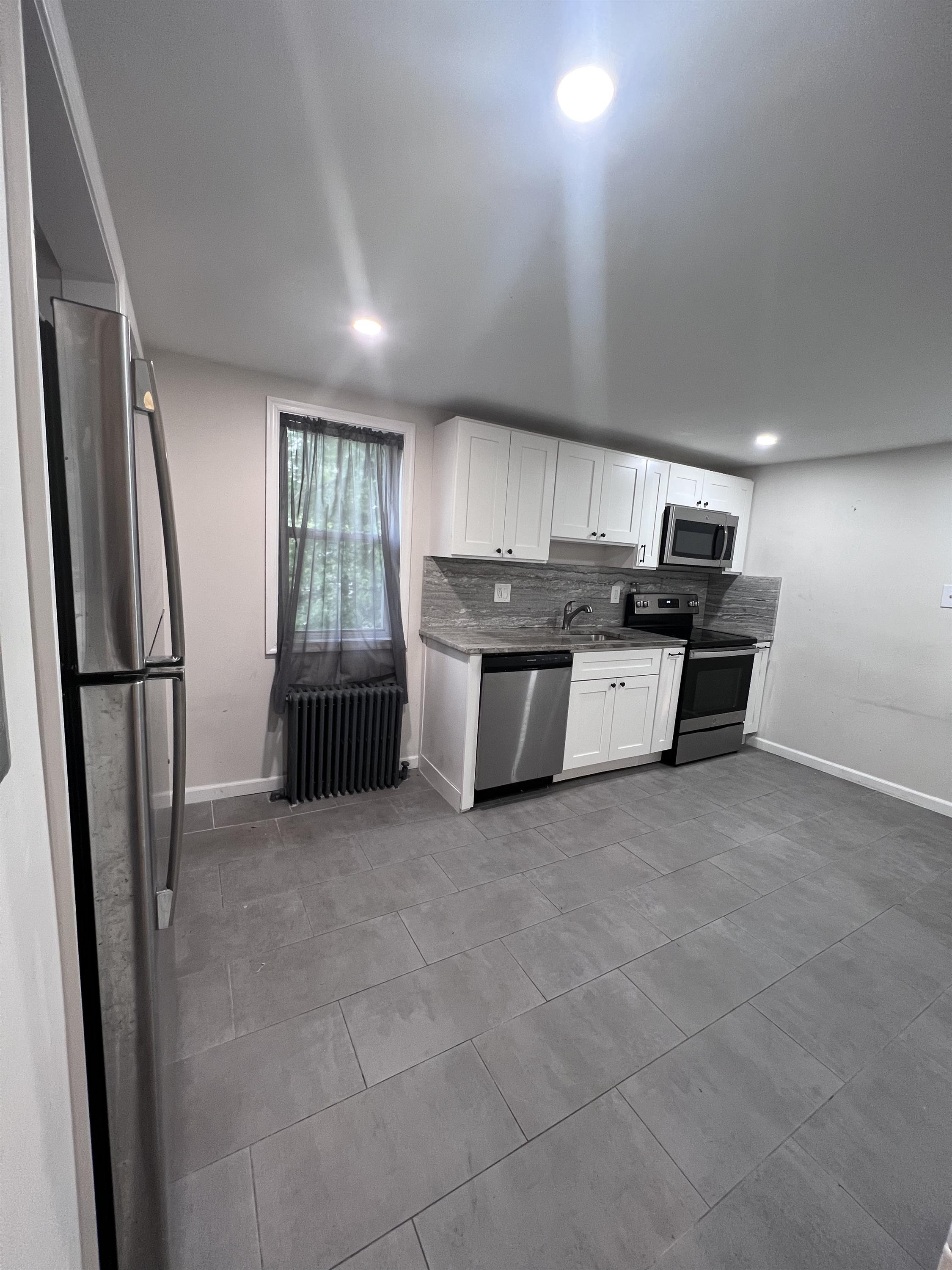 942 Mill Road - Unit B